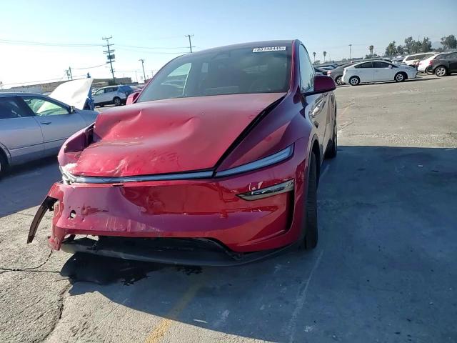 2026 Tesla Model Y VIN: 7SAYGDED9TA425479 Lot: 86140445