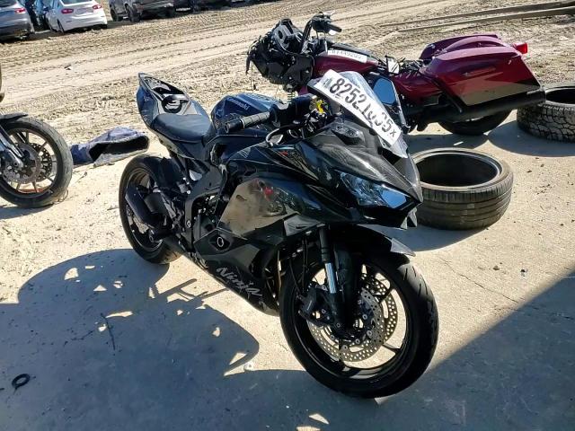 2024 Kawasaki Zx400 P VIN: ML5ZXCP13RDA28283 Lot: 82521895