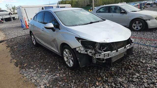 2019 Chevrolet Cruze Lt VIN: 1G1BE5SM1K7123221 Lot: 85905685