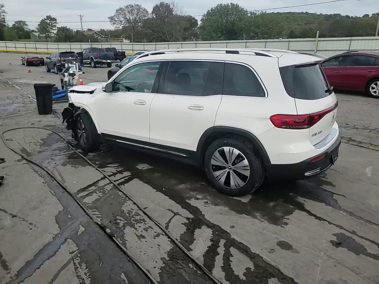 Фото: W1N9M0KB8PN067042