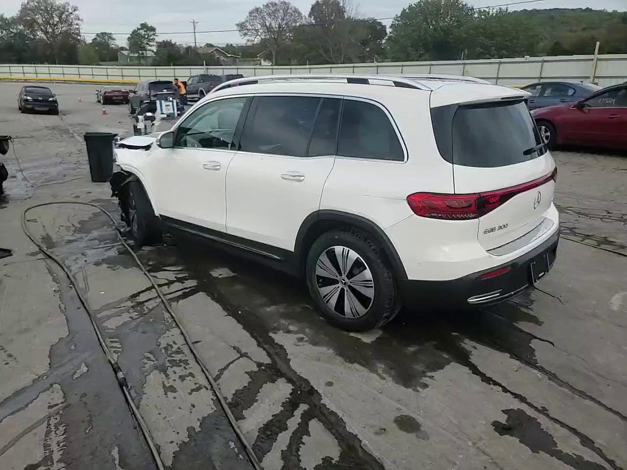 Фото: W1N9M0KB8PN067042