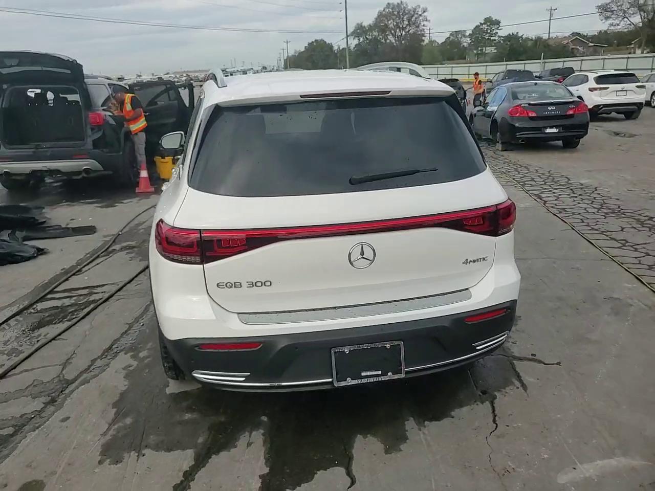 Фото: W1N9M0KB8PN067042