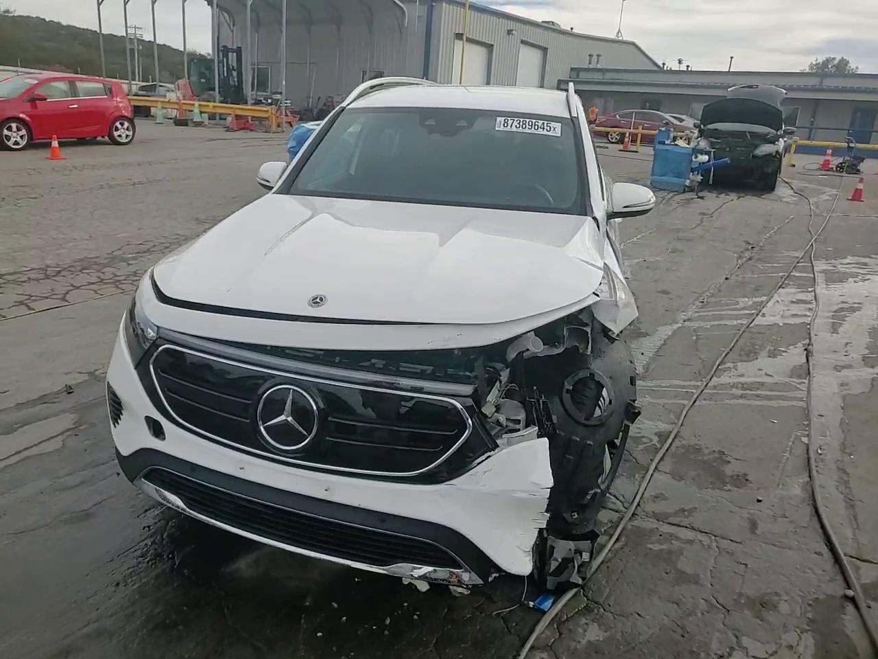 Фото: W1N9M0KB8PN067042