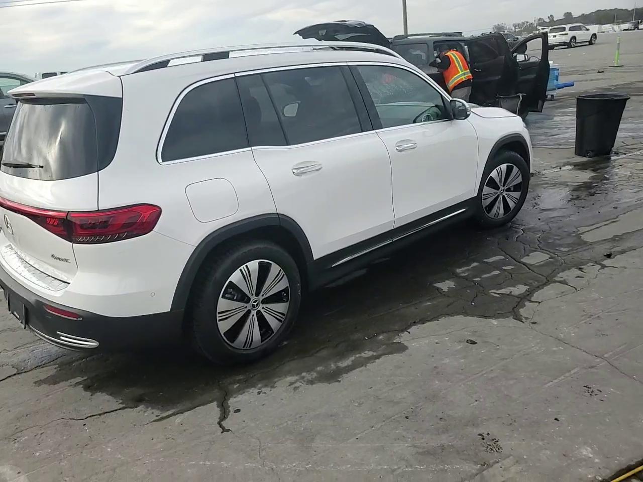 Фото: W1N9M0KB8PN067042