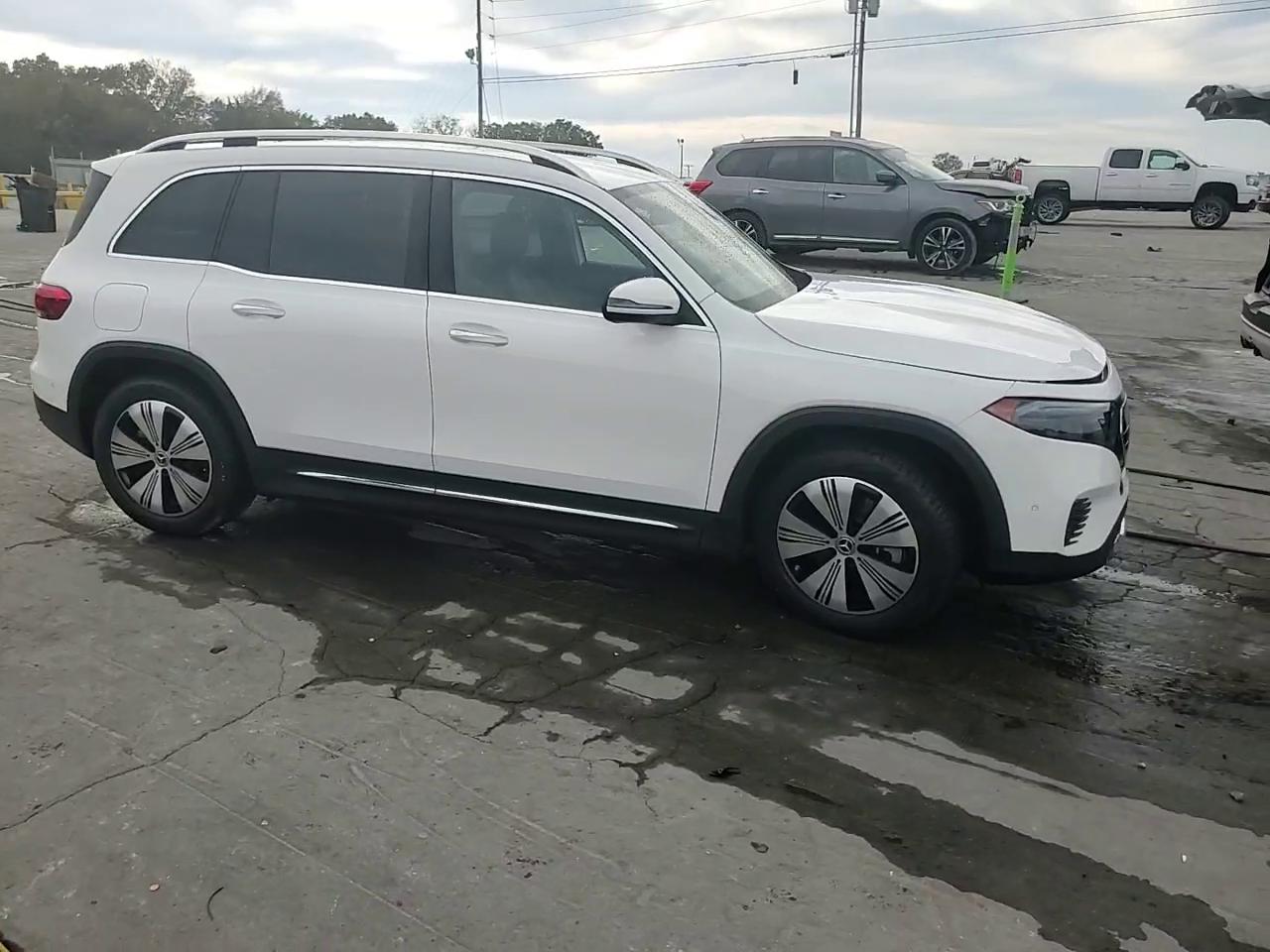 Фото: W1N9M0KB8PN067042