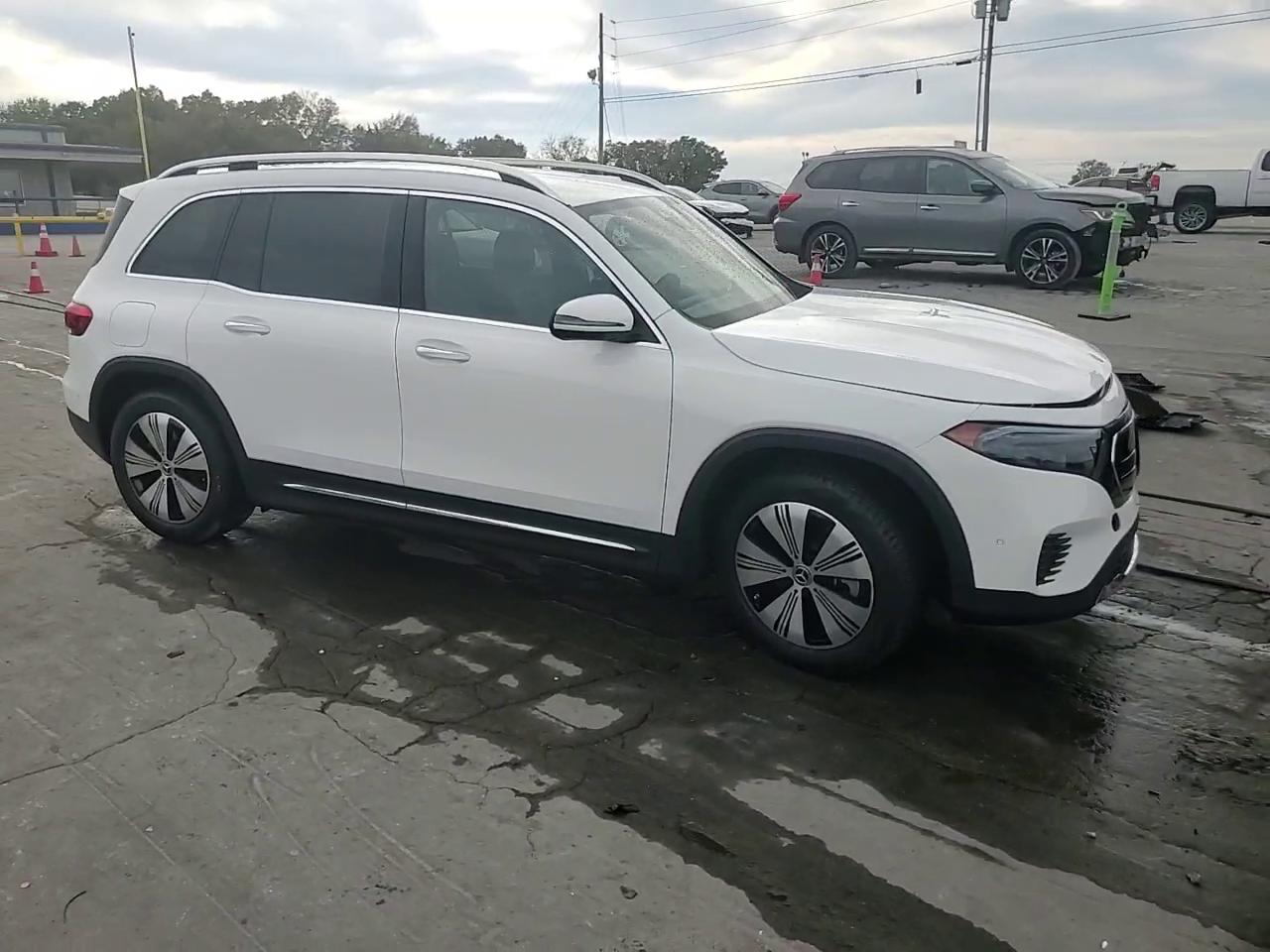 Фото: W1N9M0KB8PN067042