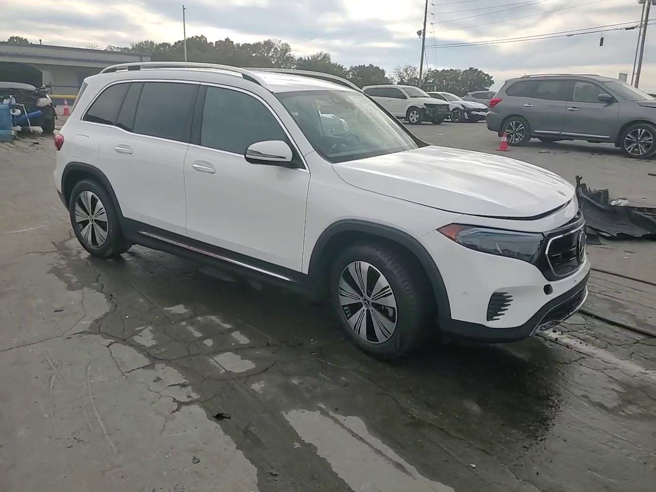 Фото: W1N9M0KB8PN067042