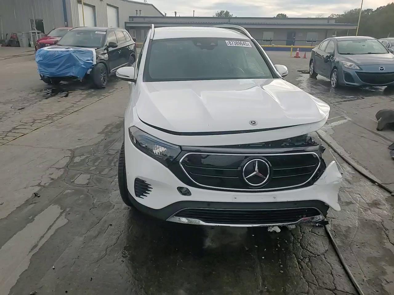 Фото: W1N9M0KB8PN067042