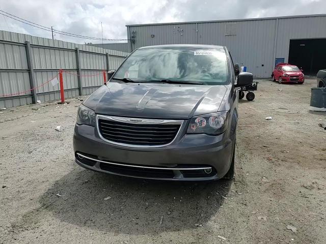 2016 Chrysler Town & Country S VIN: 2C4RC1HG6GR208065 Lot: 85126935