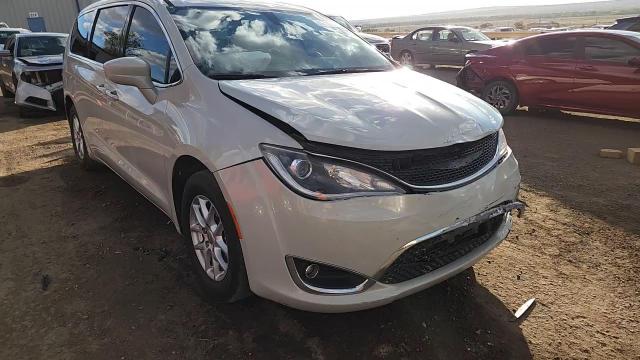2020 Chrysler Pacifica Touring VIN: 2C4RC1FGXLR197455 Lot: 89718005