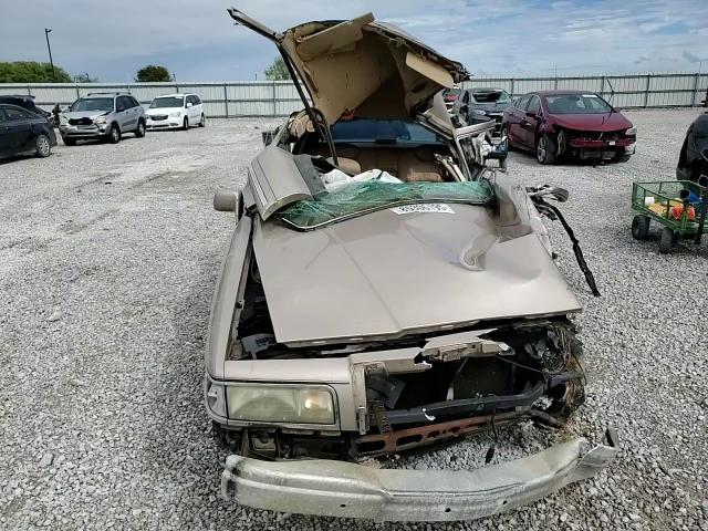 1997 Lincoln Town Car Signature VIN: 1LNLM82W5VY660525 Lot: 85306195