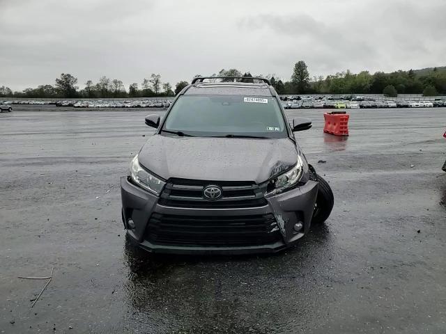 2018 Toyota Highlander Se VIN: 5TDKZRFH0JS533187 Lot: 82474095