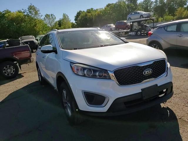 2018 Kia Sorento Lx VIN: 5XYPGDA32JG348369 Lot: 81933265