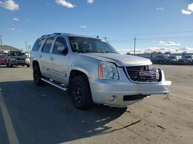 2014 GMC Yukon Slt VIN: 1GKS2CE09ER137877 Lot: 90408255