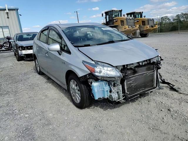2013 Toyota Prius Plug-In VIN: JTDKN3DP2D3043648 Lot: 82393105