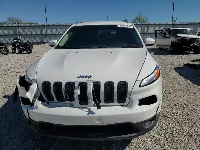 2016 Jeep Cherokee Latitude VIN: 1C4PJMCS2GW252887 Lot: 85846595