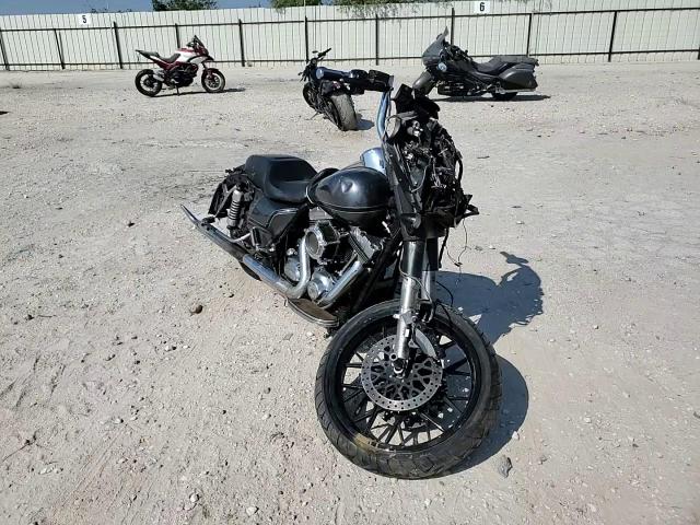 2013 Harley-Davidson Flhx Street Glide VIN: 1HD1KBM15DB608330 Lot: 82411905