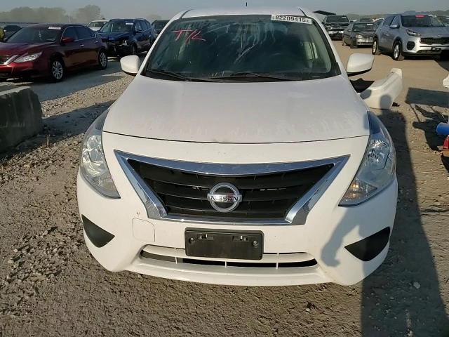 2017 Nissan Versa S VIN: 3N1CN7AP5HL824547 Lot: 82209415