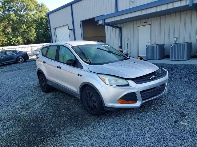 2013 Ford Escape S VIN: 1FMCU0F71DUD82507 Lot: 81967965
