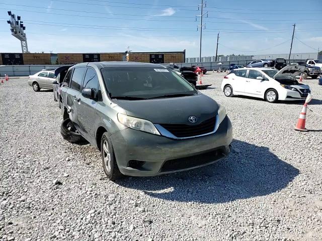 2012 Toyota Sienna Base VIN: 5TDKA3DC3CS013743 Lot: 82183225