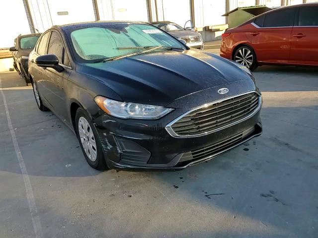 2020 Ford Fusion S VIN: 3FA6P0G77LR186154 Lot: 86254235