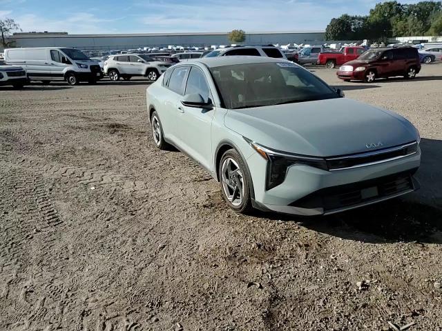 2025 Kia K4 Ex VIN: 3KPFU4DE4SE140381 Lot: 84818075
