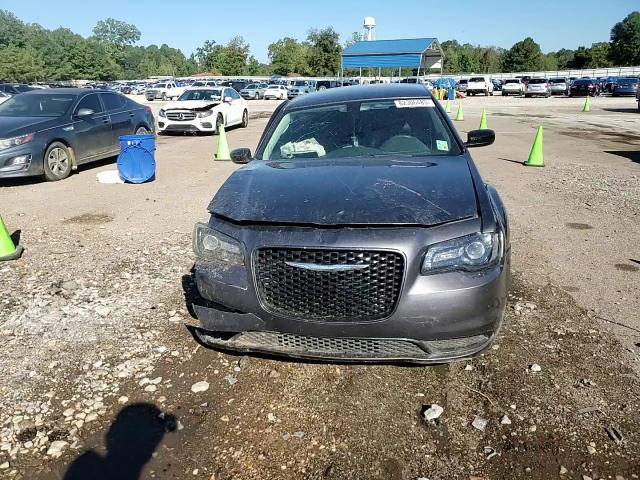 2018 Chrysler 300 Touring VIN: 2C3CCAAG0JH340465 Lot: 82306485