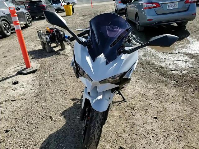 2025 Kawasaki Ex500 VIN: ML5EXGG13SDA71467 Lot: 89630495