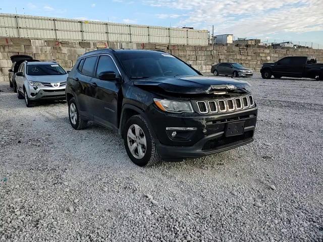 2018 Jeep Compass Latitude VIN: 3C4NJDBB2JT315850 Lot: 86677275