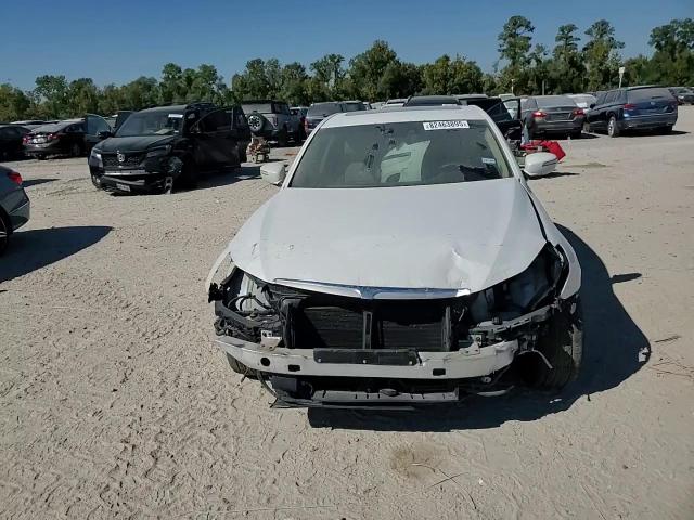 2012 Hyundai Genesis 3.8L VIN: KMHGC4DD4CU207218 Lot: 82463895