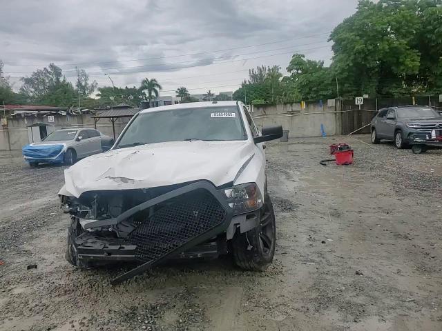 2018 Ram 1500 St VIN: 3C6JR6AT7JG181074 Lot: 85654065