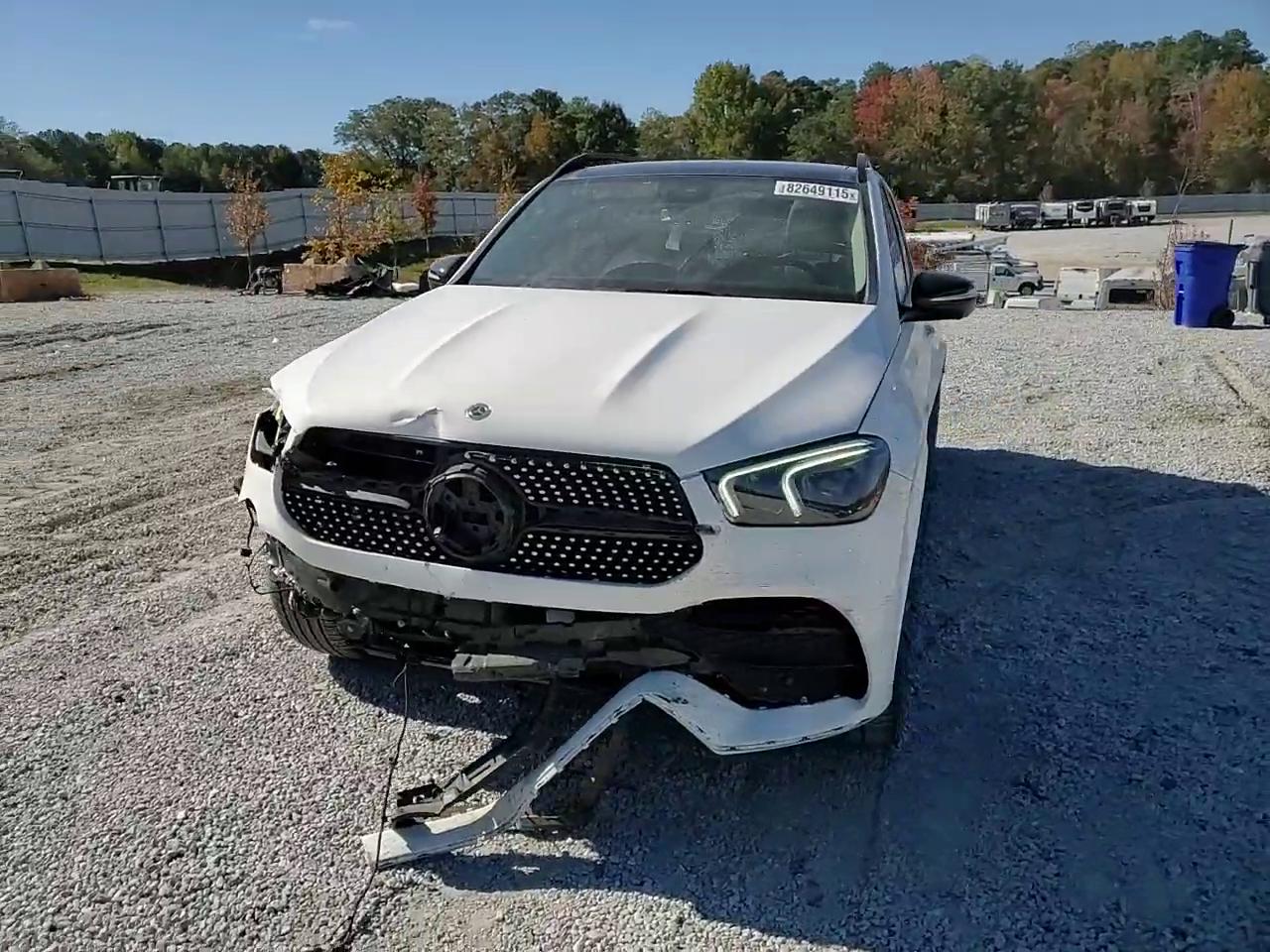 Фото: 4JGFB4JB6NA611689