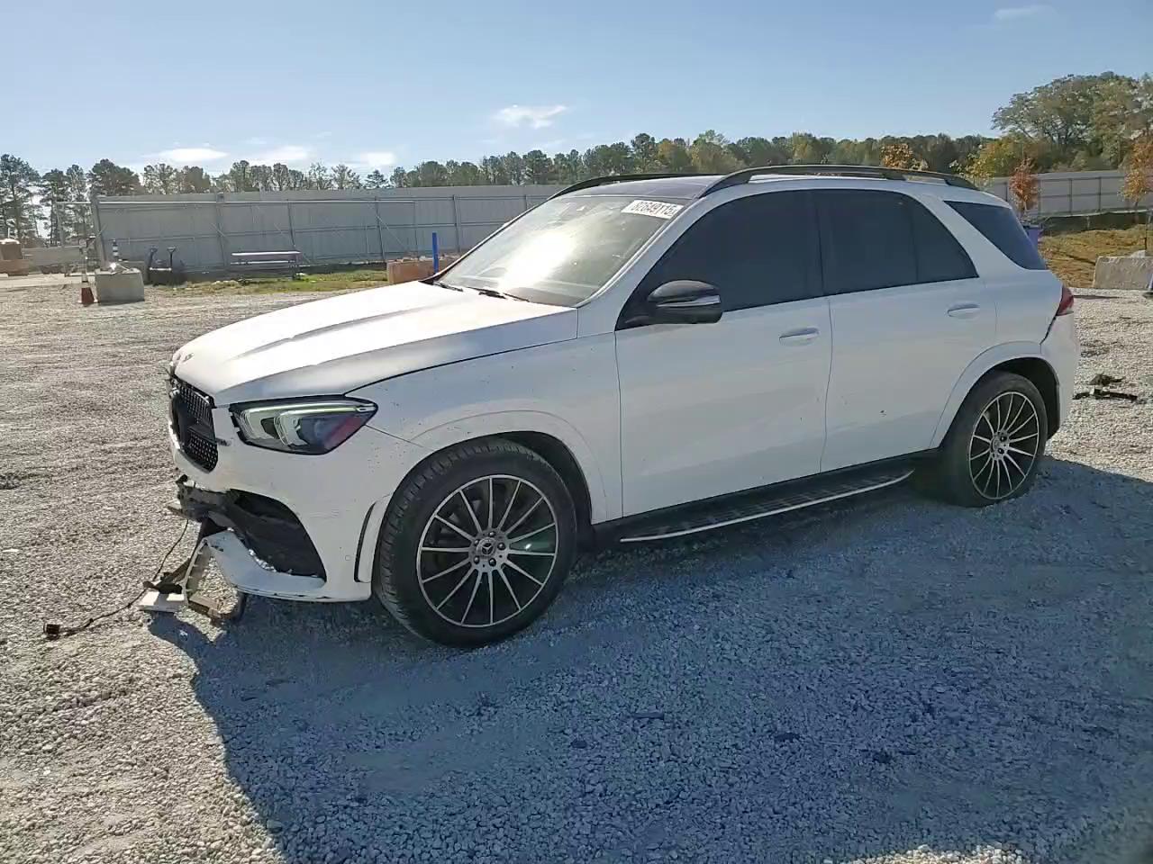 Фото: 4JGFB4JB6NA611689