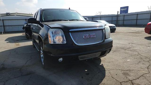 2007 GMC Yukon Denali VIN: 1GKFK63887J214123 Lot: 89654575