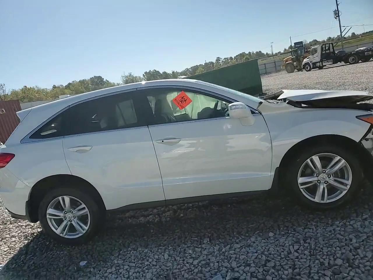 Фото: 5J8TB3H57FL009621