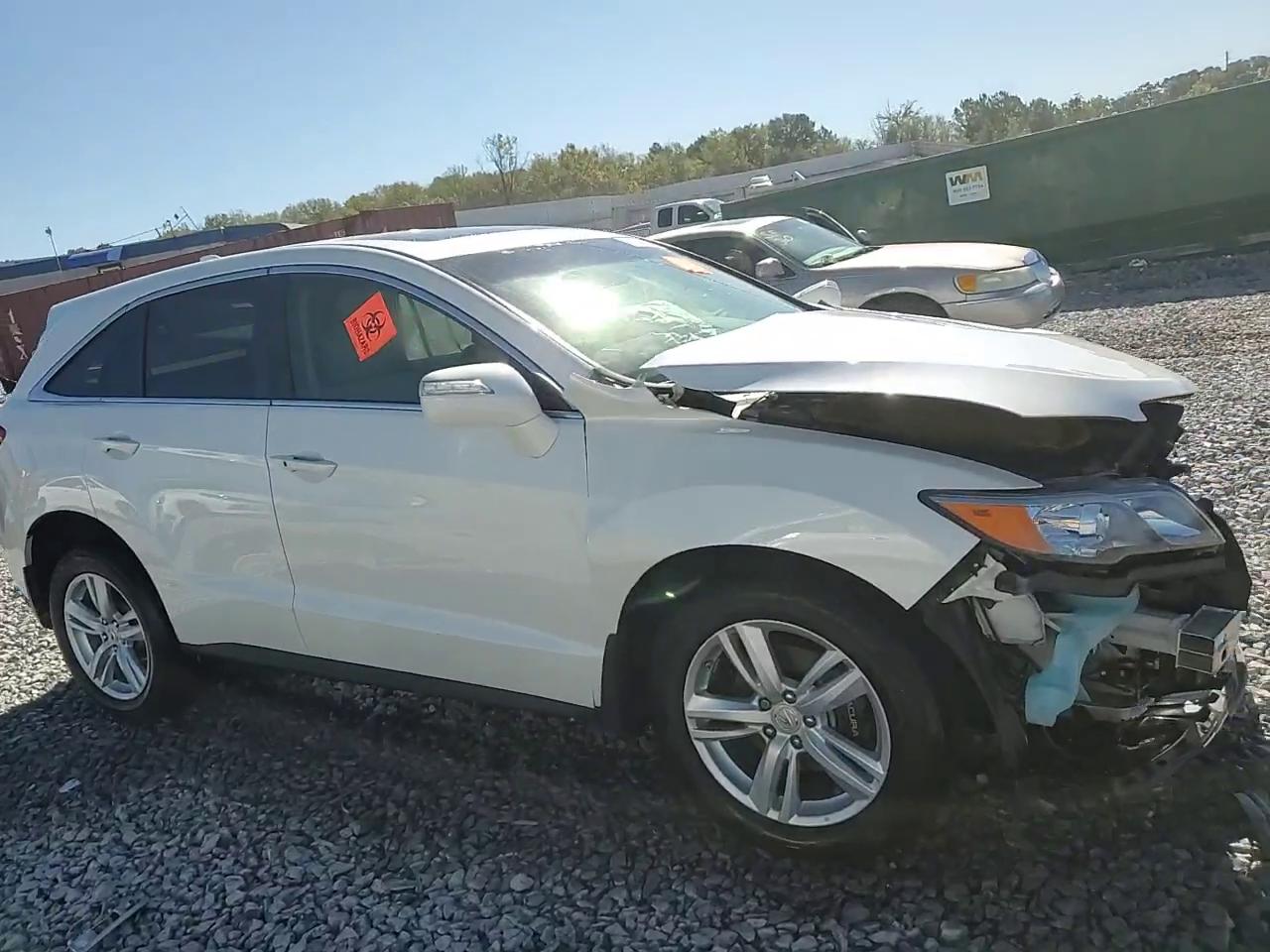 Фото: 5J8TB3H57FL009621