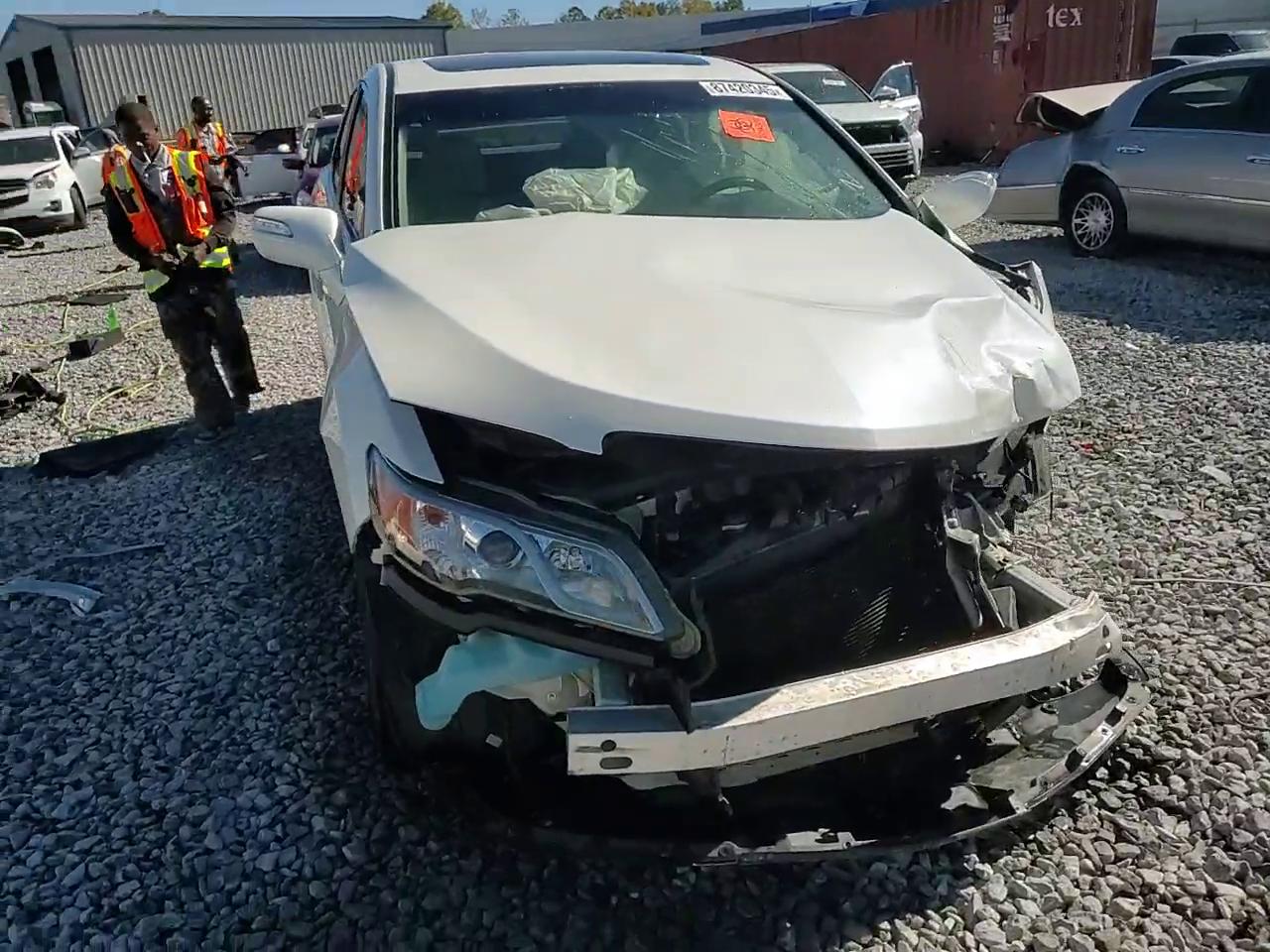 Фото: 5J8TB3H57FL009621