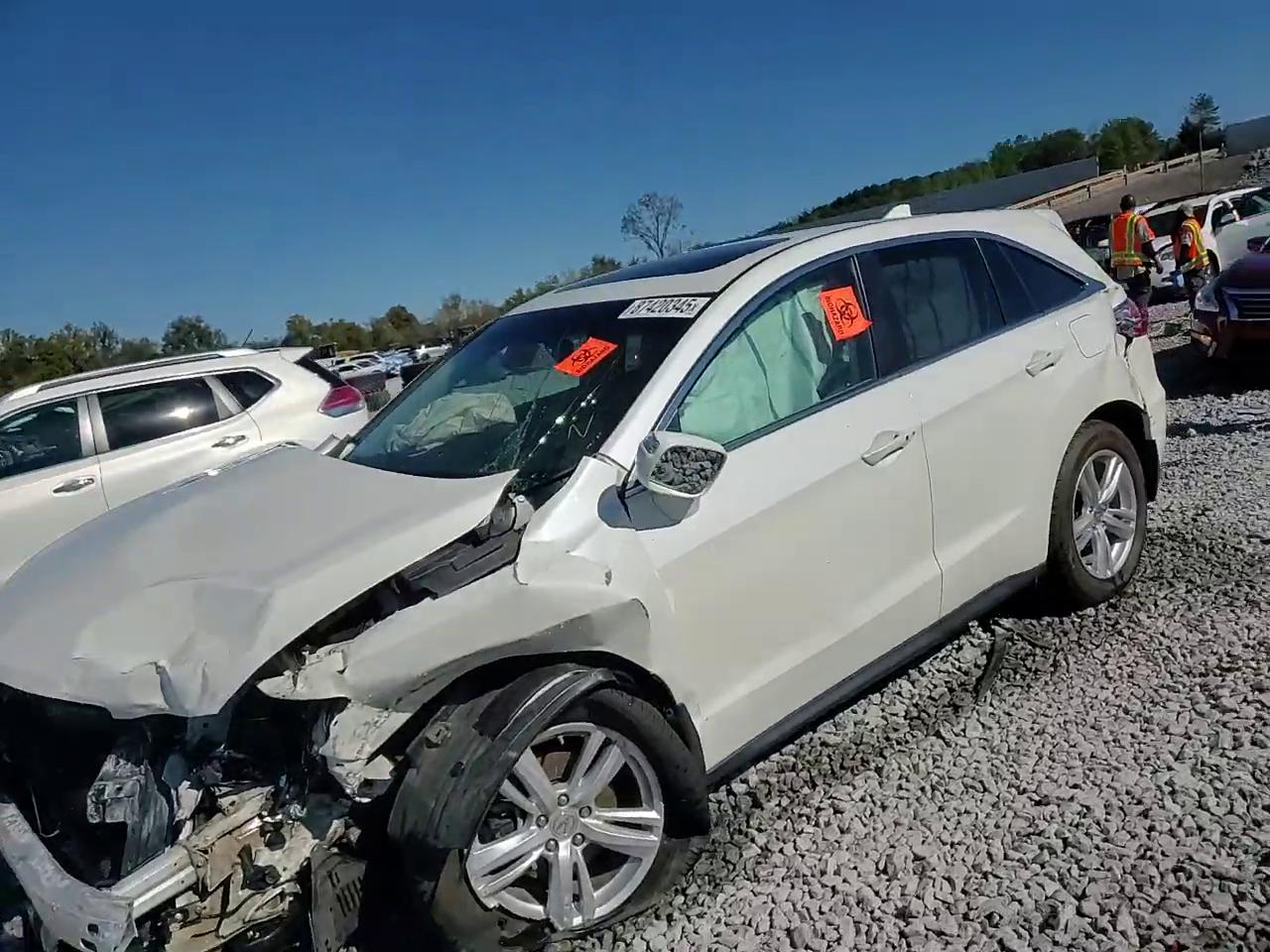 Фото: 5J8TB3H57FL009621