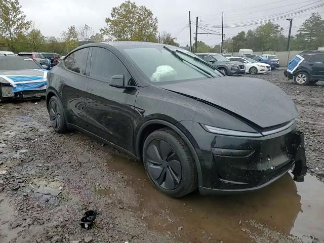 2026 Tesla Model Y VIN: 7SAYGDED7TF404729 Lot: 85941815