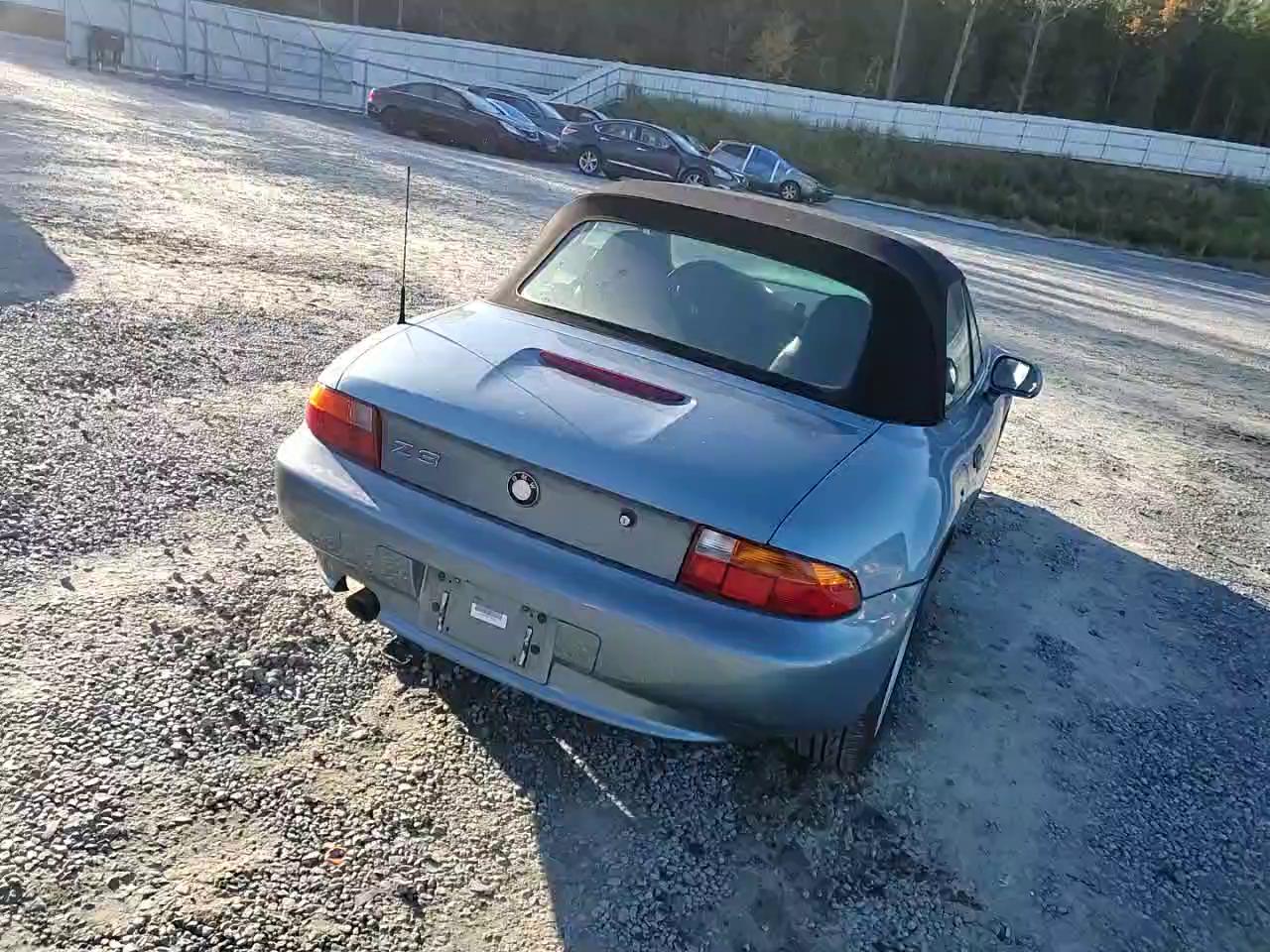 Фото: 4USCH7320TLB69298