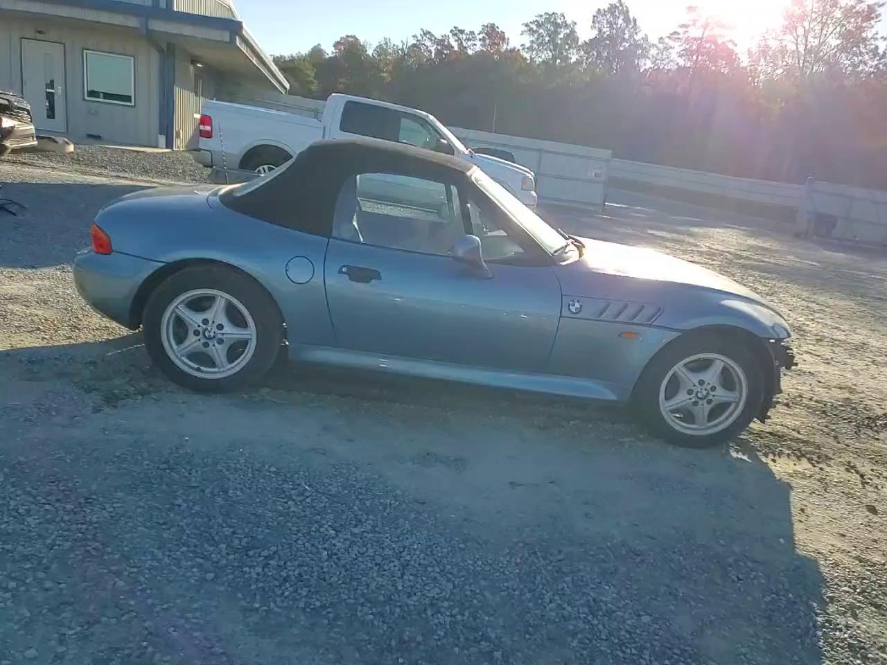 Фото: 4USCH7320TLB69298