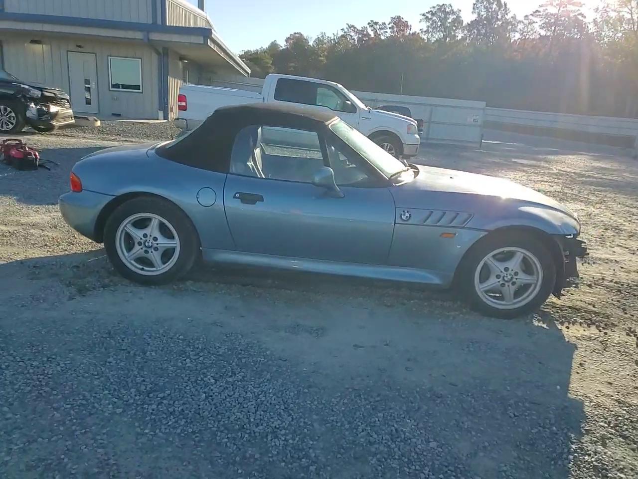 Фото: 4USCH7320TLB69298