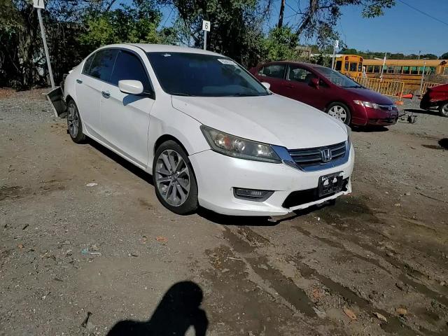 2015 Honda Accord Sport VIN: 1HGCR2F53FA193038 Lot: 85845355