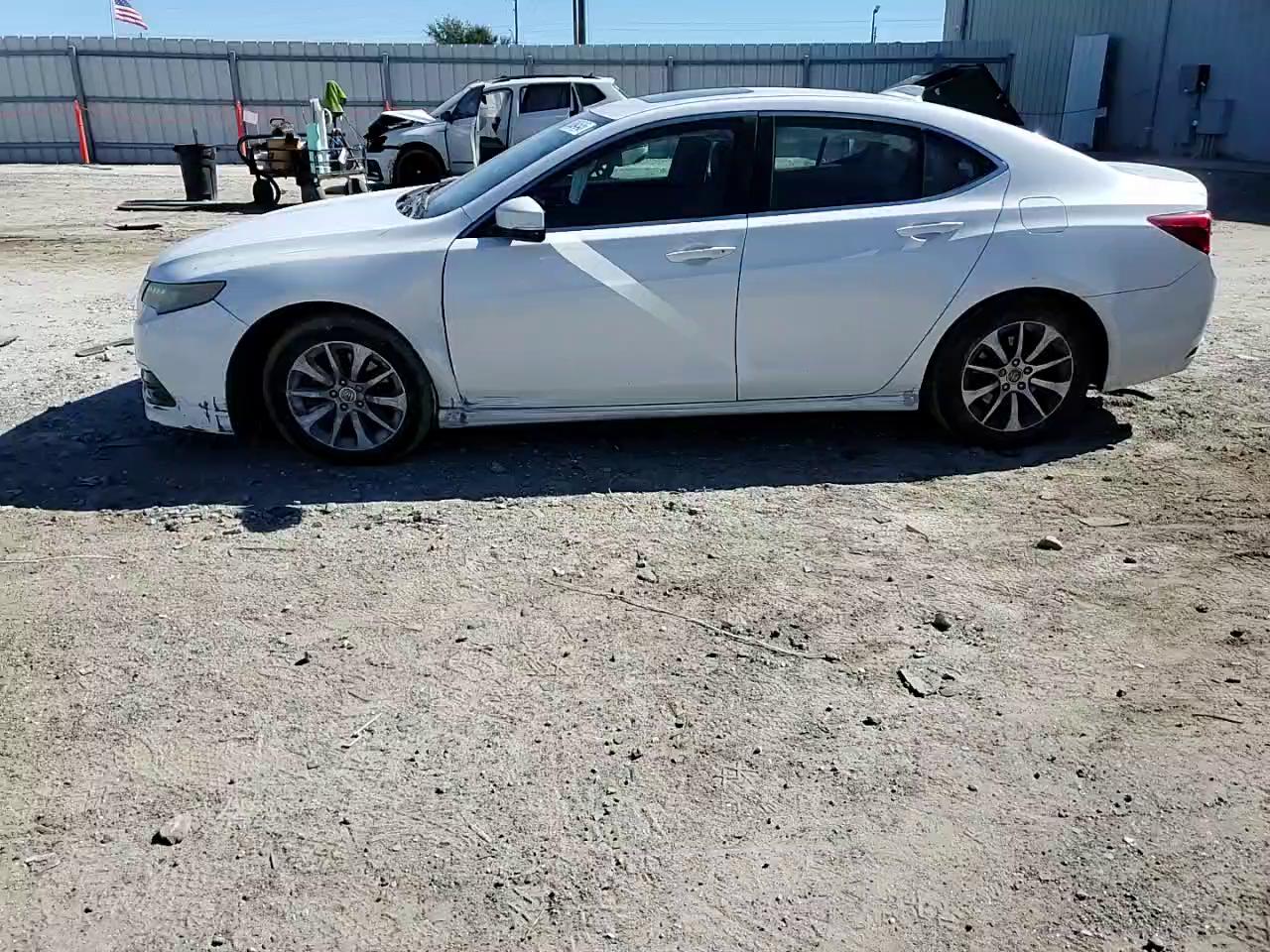 Фото: 19UUB1F56FA004711