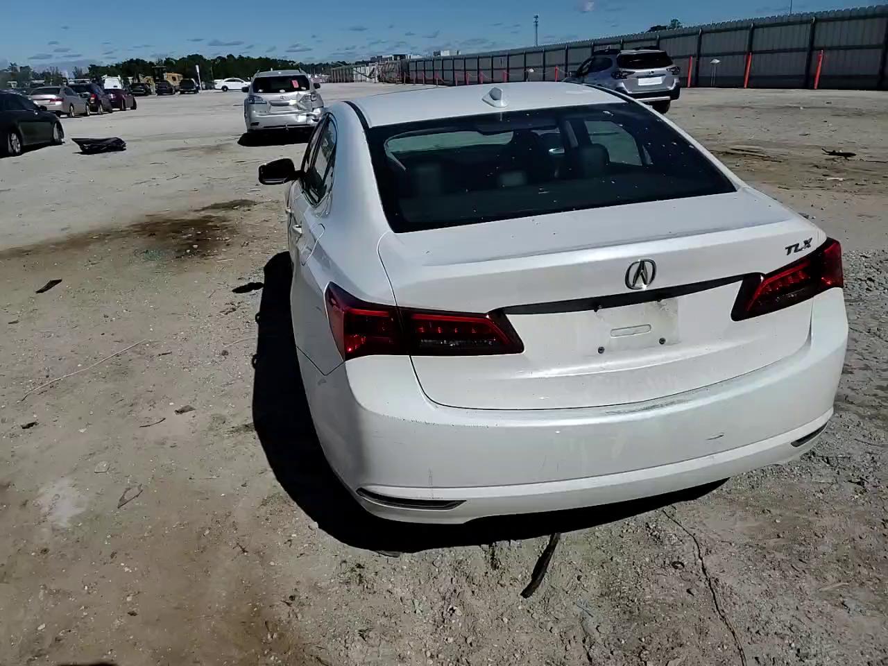 Фото: 19UUB1F56FA004711