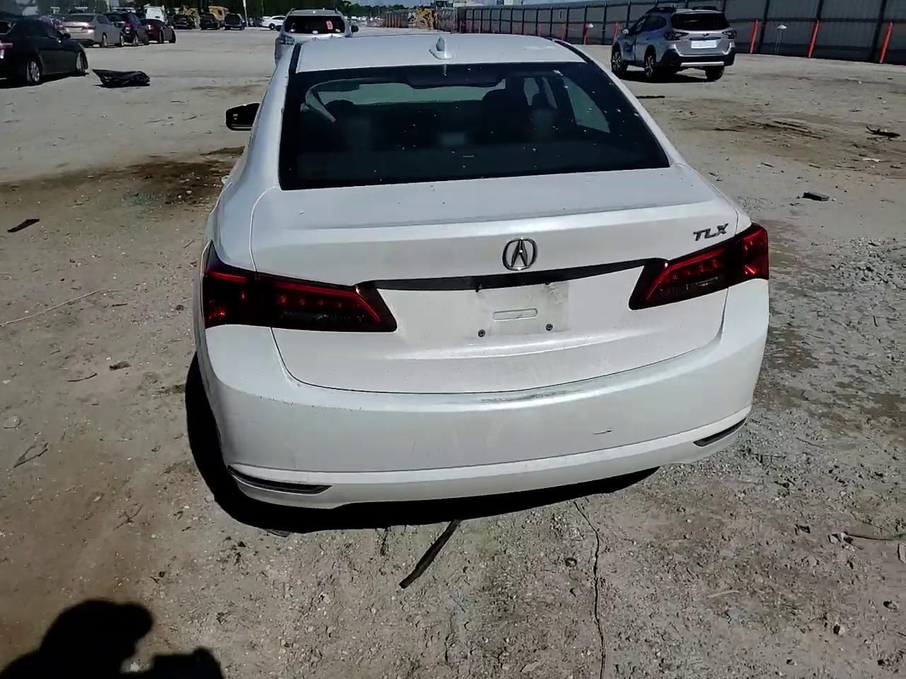 Фото: 19UUB1F56FA004711