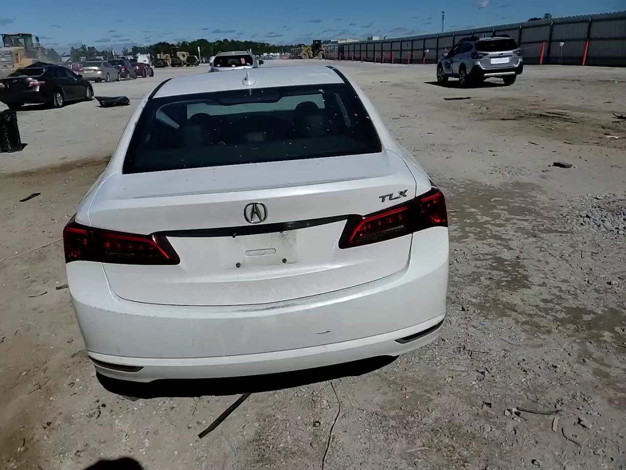 Фото: 19UUB1F56FA004711