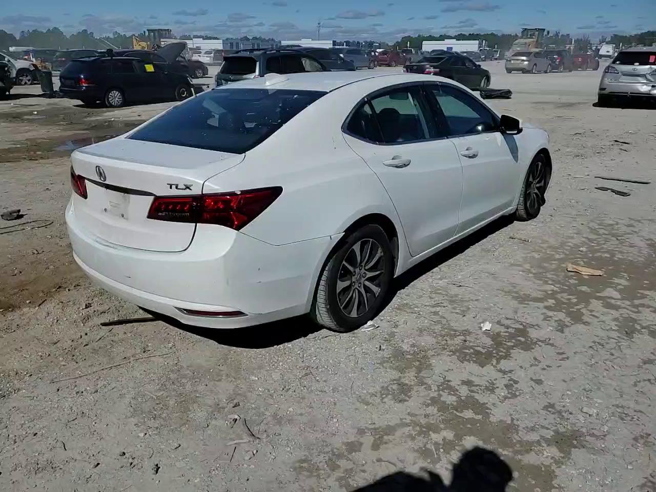 Фото: 19UUB1F56FA004711