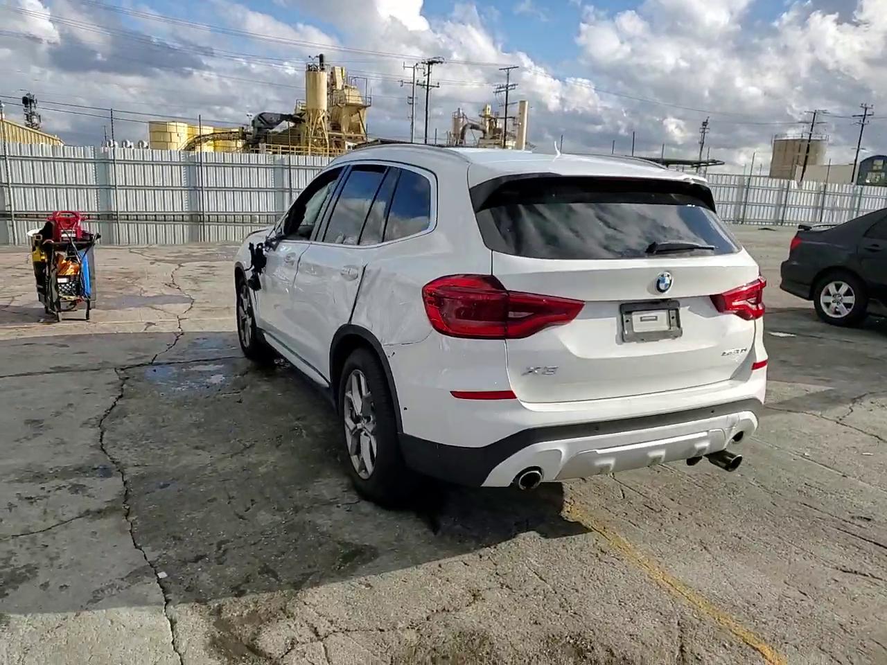 Фото: 5UXTY3C00L9D46229