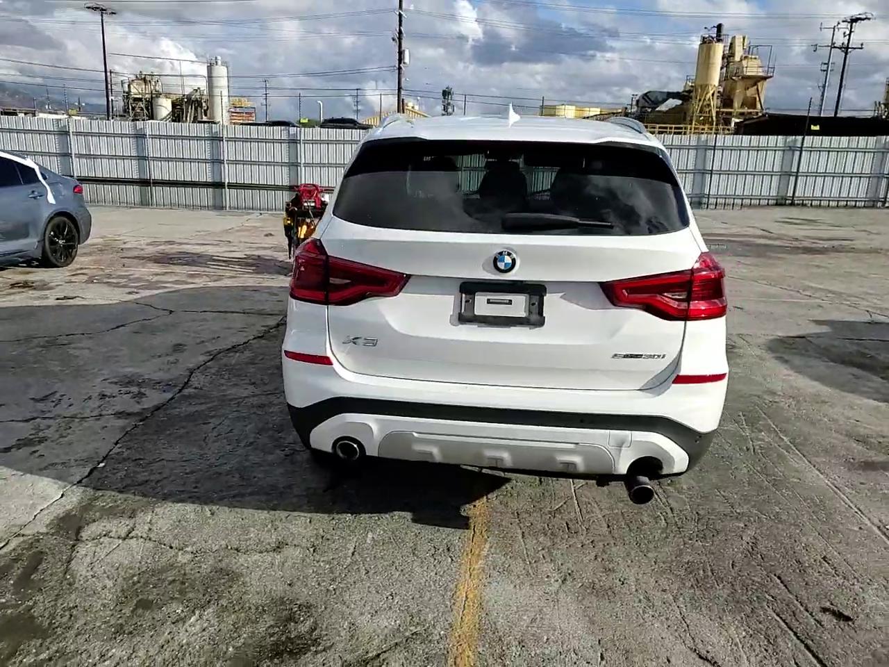 Фото: 5UXTY3C00L9D46229